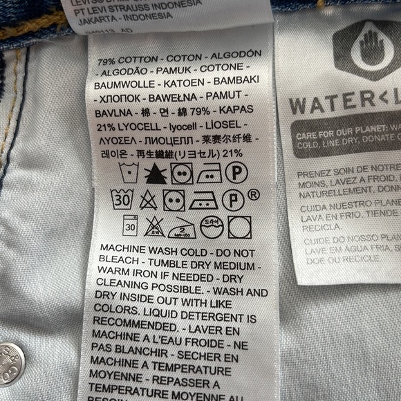 LEVI’S High Loose Taper Jeans - Picture 16 of 16